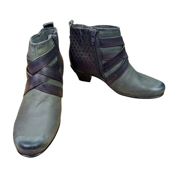 Earth Brands Footwear Multi-Strap Emerald Gray Leather Ankle Boots - Size 6 - Picture 2 of 10